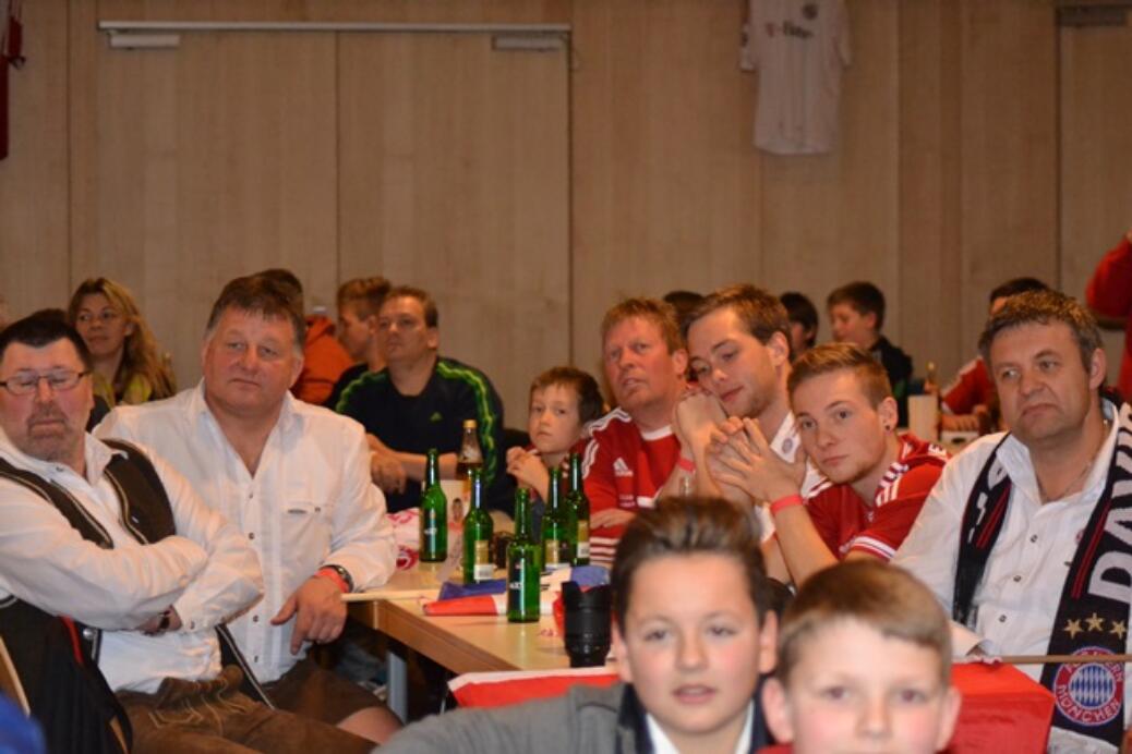 David Alaba bei Fanclub Besuch in Pocking