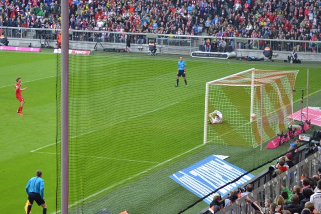 FC BAYERN  –  Borussia Dortmund