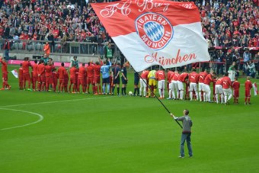 FC BAYERN  –  Vfb Stuttgart