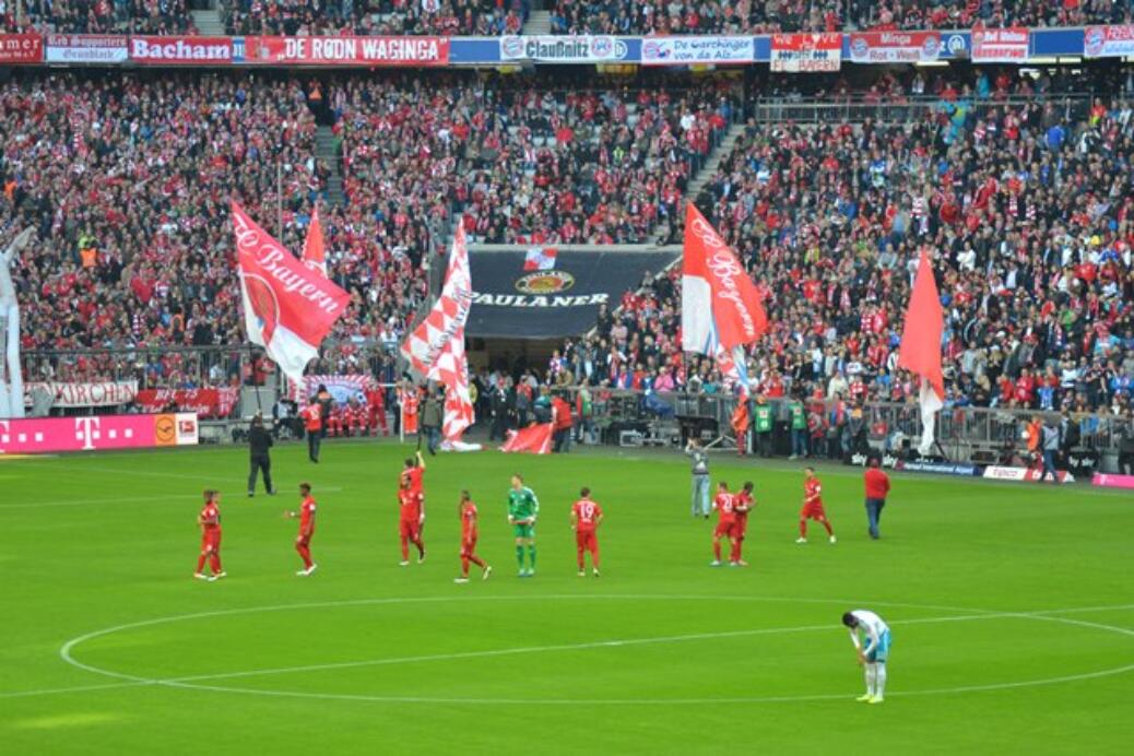 FC BAYERN  –  Schalke 04