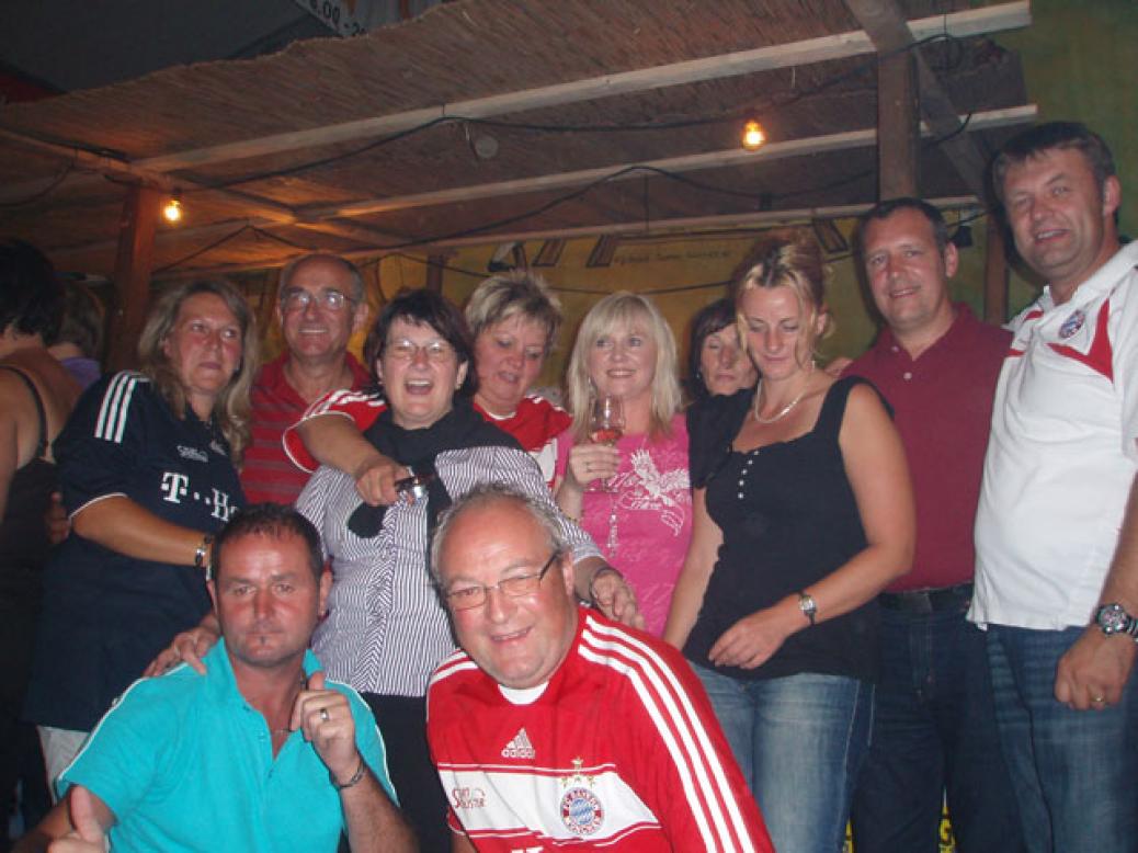 Zeltfest Natternbach, Besuch der Fanclubs “Seehaus” und “Pomperlbuam”