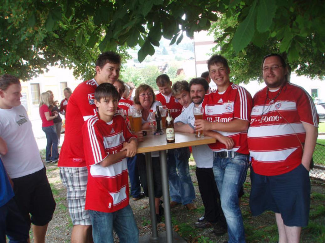 Zeltfest Natternbach, Besuch der Fanclubs “Seehaus” und “Pomperlbuam”