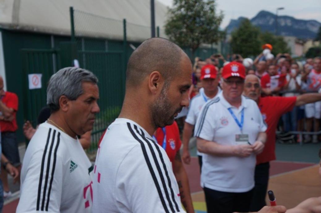 Fanclubmitglieder beim Trainingslager