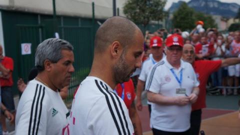 Fanclubmitglieder beim Trainingslager