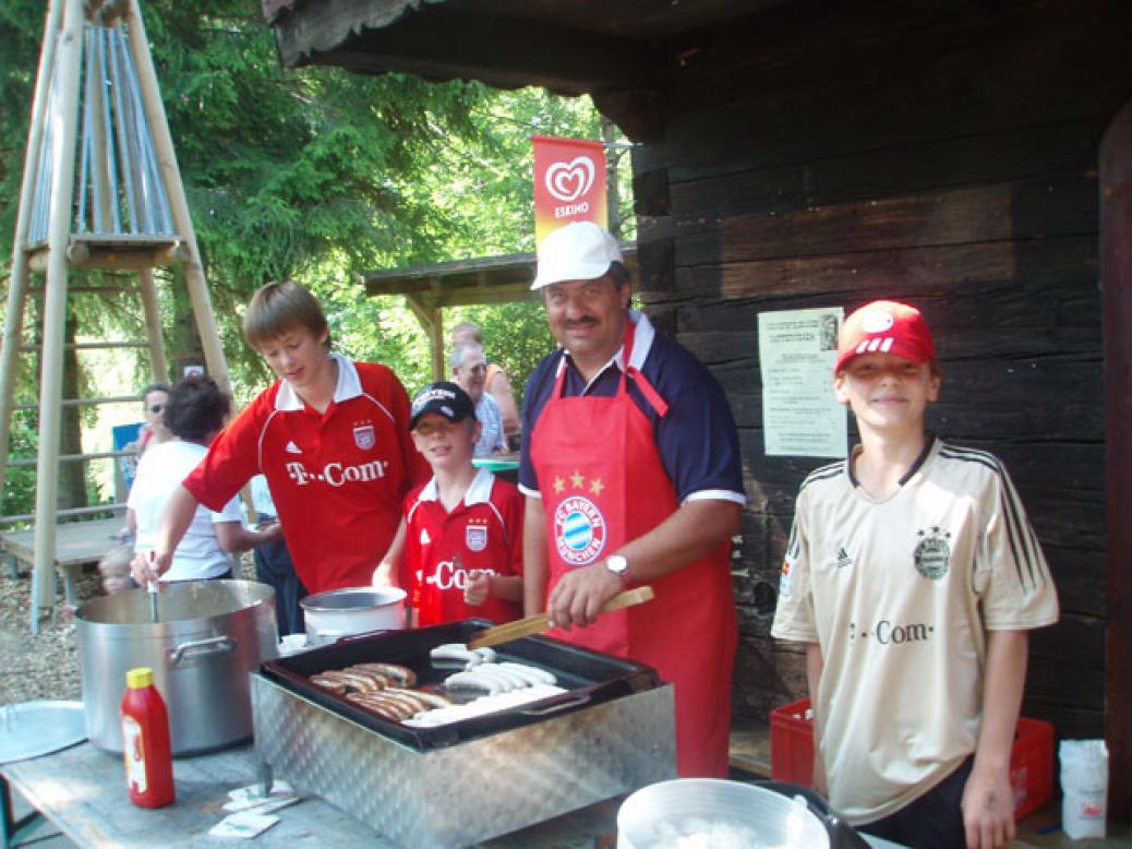 “Fanclub Sommerfest” am Indianerspielgelände in Natternbach…..