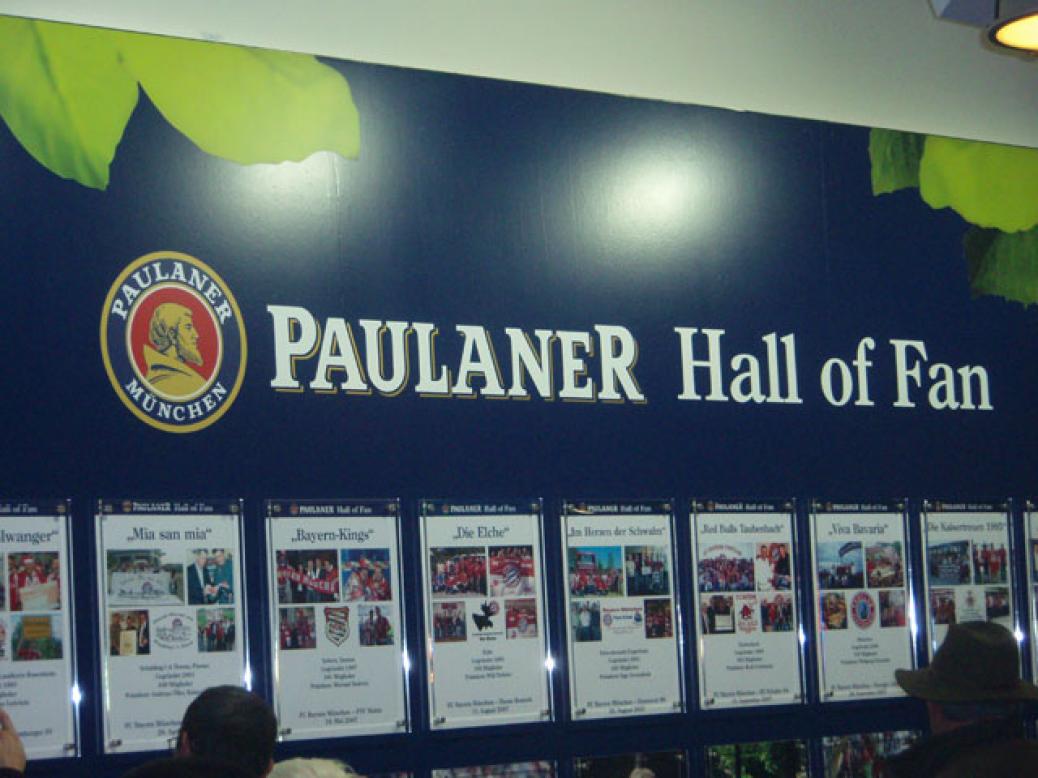 Aufnahme in die “Hall of Fan…” im Paulaner Restaurant in der Allianz-Arena