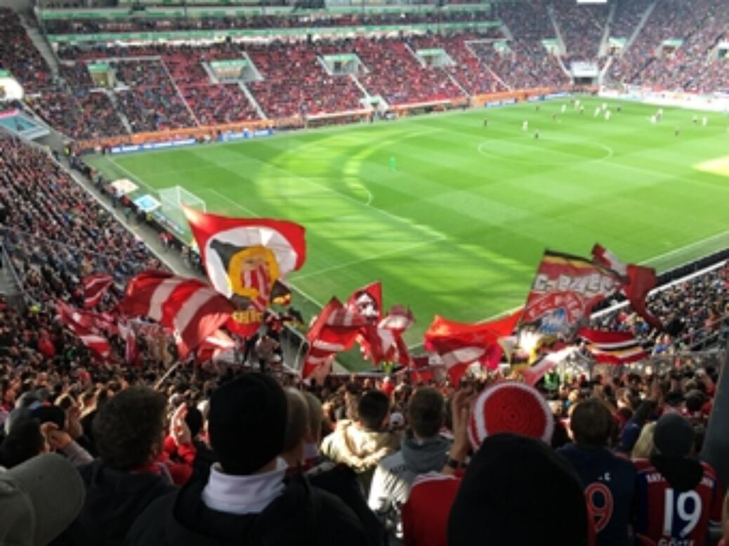 FC Augsburg  –  FC BAYERN