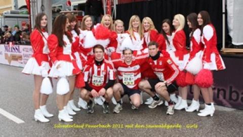 Fanclub-Staffel beim Silvesterlauf