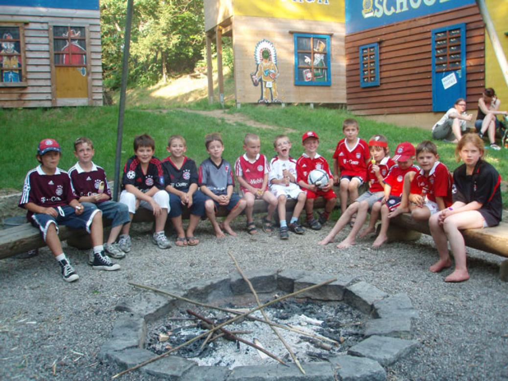 “Fanclub Sommerfest” am Indianerspielgelände in Natternbach…..