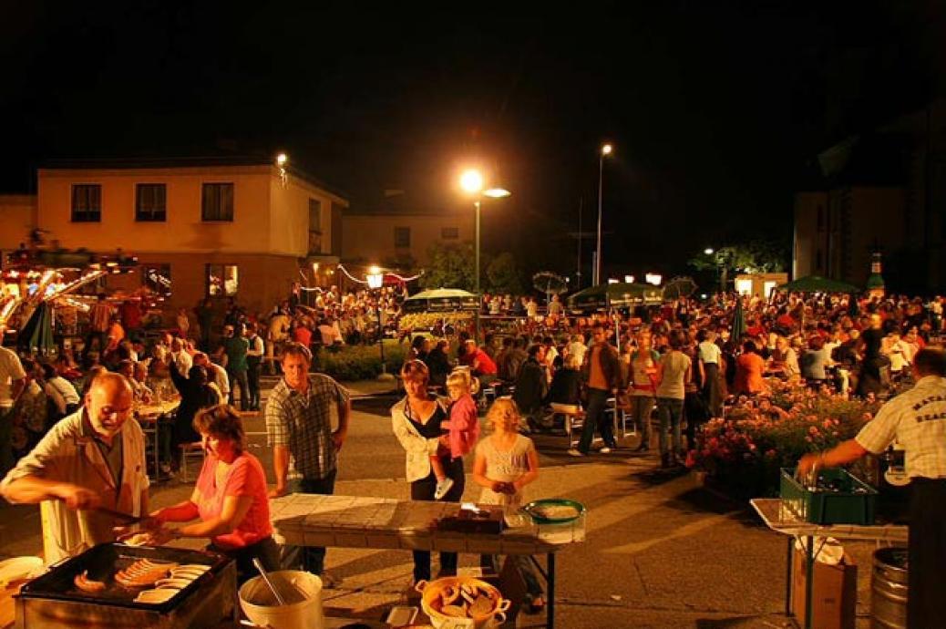 “Stöblwurfturnier” beim Marktfest in Natternbach