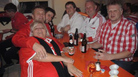 Christbaumversteigerung beim Fanclub Seehaus