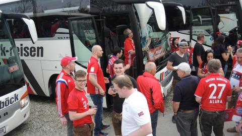 FC BAYERN  vs  FC Augsburg