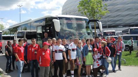 FC BAYERN  vs  SC Freiburg