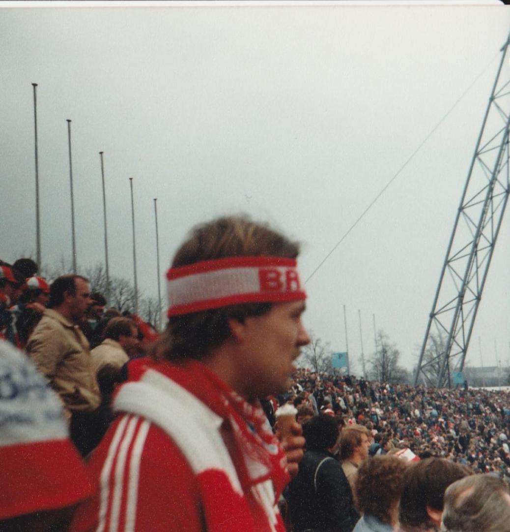 1. Busfahrt ins Olympiastadion: FCB – HSV