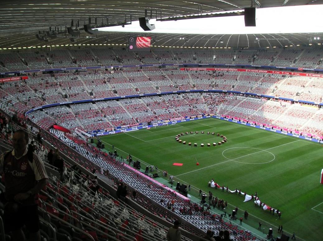 Eröffnungsspiel in der Allianz Arena – FCB : Deutschland