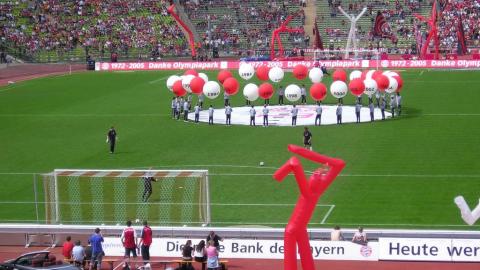 Abschiedsspiel im Olympiastadion – FCB : FC Nürnberg