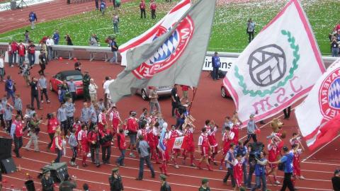 Abschiedsspiel im Olympiastadion – FCB : FC Nürnberg