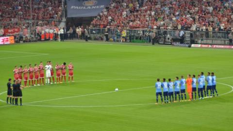 FC BAYERN  vs  Bayer Leverkusen