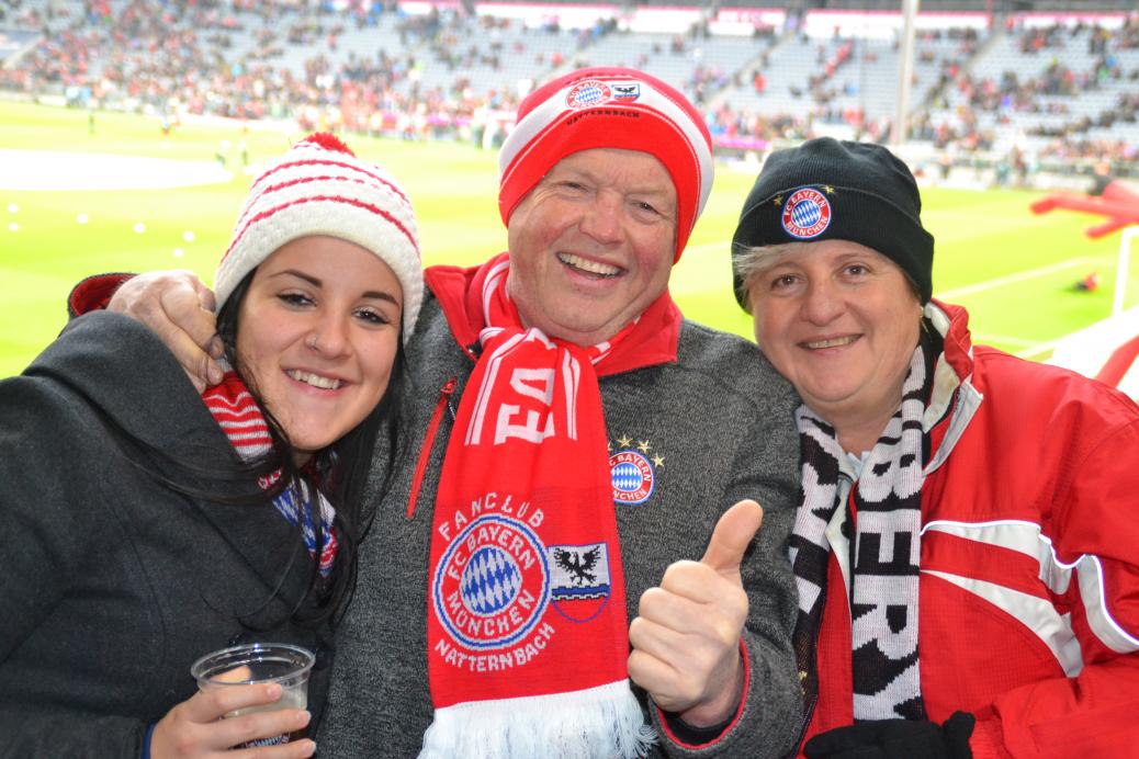 FC BAYERN  vs  FC Augsburg