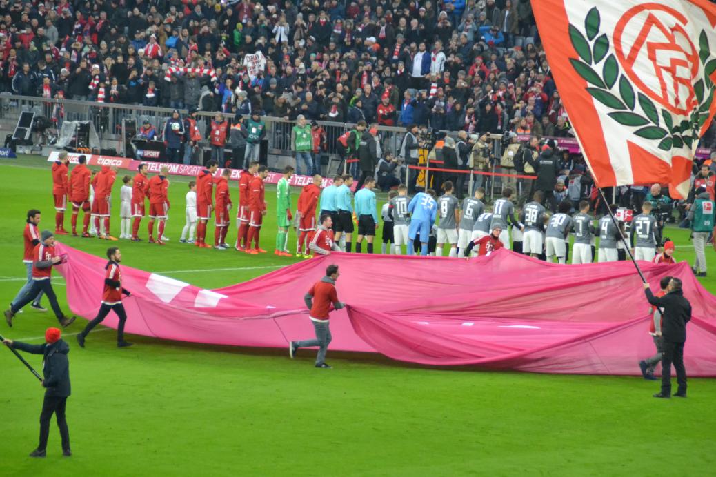 FC BAYERN  vs  FC Augsburg