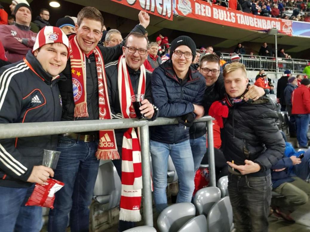 FC BAYERN  vs  Paris Saint-Germain