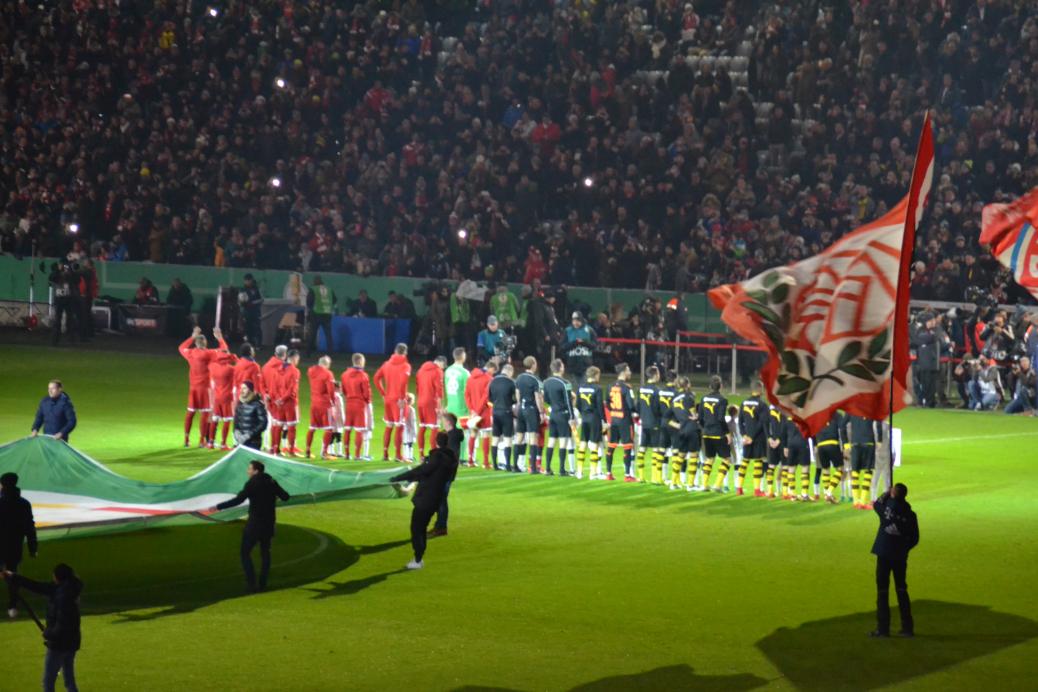 FC  BAYERN  vs  Borussia Dortmund  (Pokal)