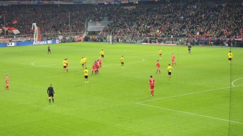 FC BAYERN  vs Borussia Dortmund