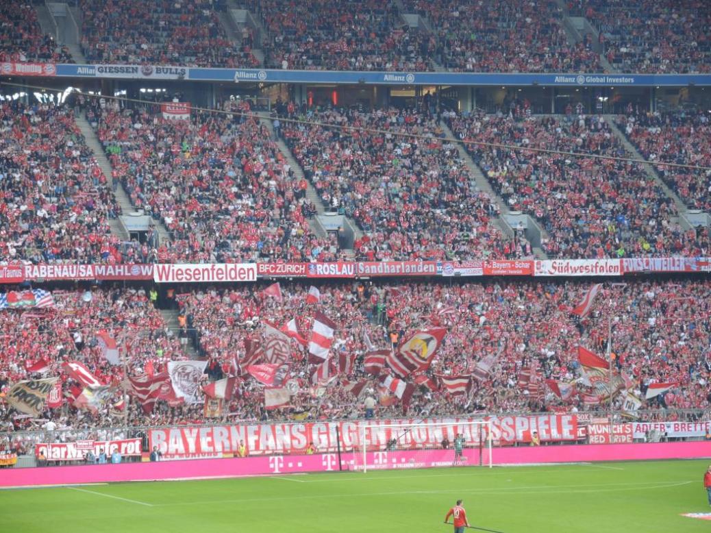 FC BAYERN  vs  Bor. M`gladbach