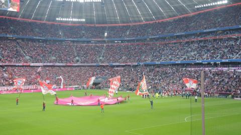 FC BAYERN  vs  Bor. M`gladbach