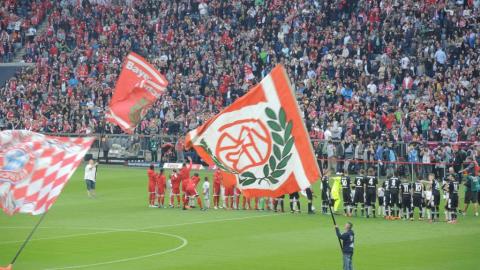 FC BAYERN  vs  Bor. M`gladbach