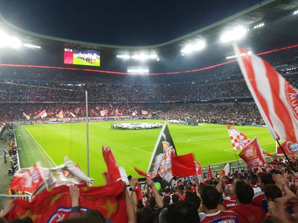 FC BAYERN  vs  Real Madrid