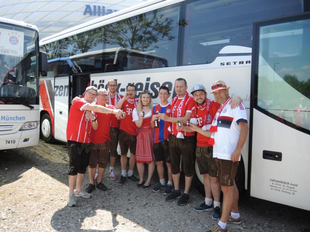 FC BAYERN  vs  Vfb Stuttgart