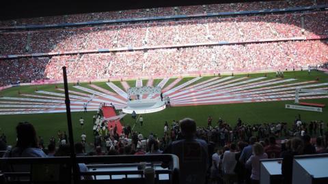 FC BAYERN  vs  Vfb Stuttgart