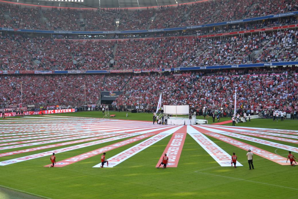 FC BAYERN  vs  Vfb Stuttgart