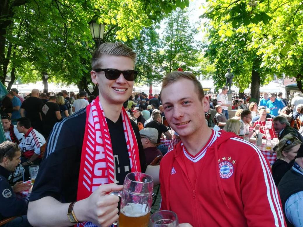 FC BAYERN  vs  Eintracht Frankfurt