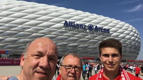 FC BAYERN  vs  Eintracht Frankfurt