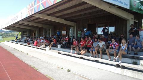 Fussball Legenden  vs.  Fanclub Auswahl