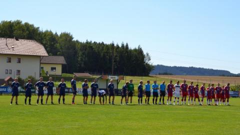 Fussball Legenden  vs.  Fanclub Auswahl