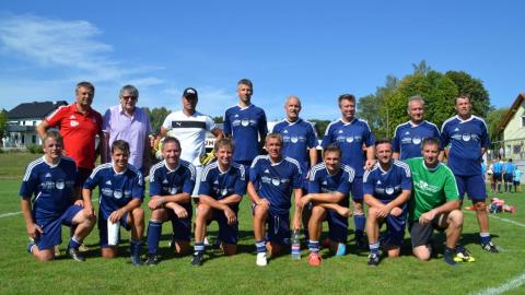 Fussball Legenden  vs.  Fanclub Auswahl