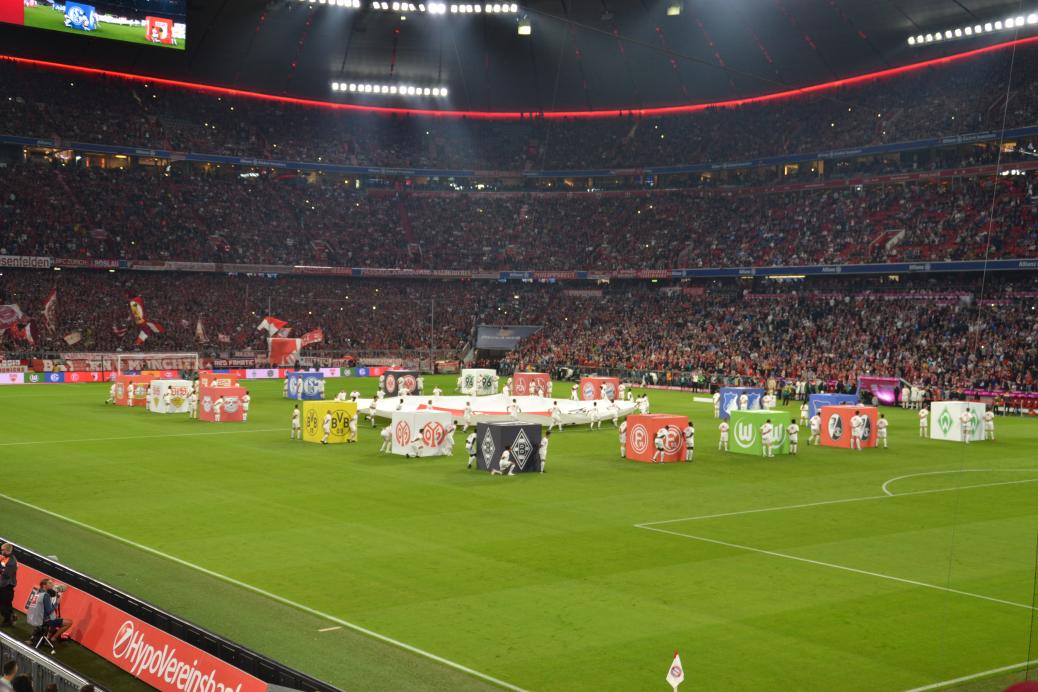 FC BAYERN   vs  1899 Hoffenheim