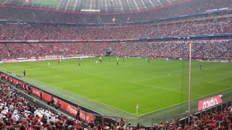 FC  BAYERN  vs  Bayer 04 Leverkusen