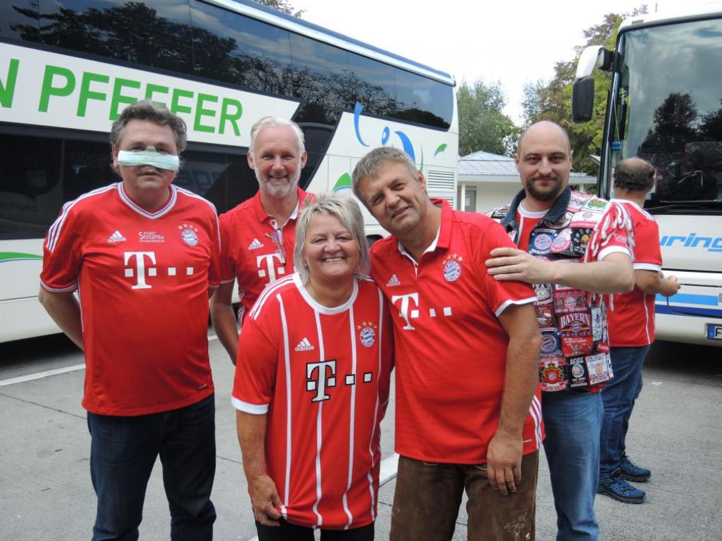 FC  BAYERN  vs  Bayer 04 Leverkusen