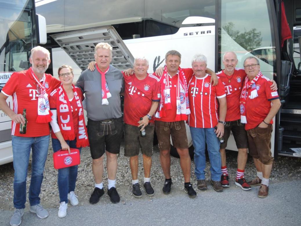 FC  BAYERN  vs  Bayer 04 Leverkusen