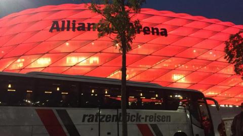 FC BAYERN  vs  Ajax Amsterdam