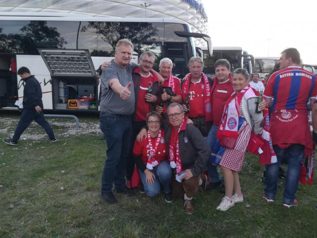 FC BAYERN  vs  Borussia Mönchengladbach