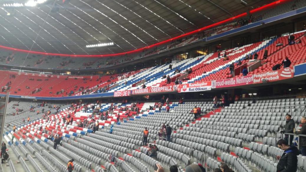 FC BAYERN  vs  SC Freiburg