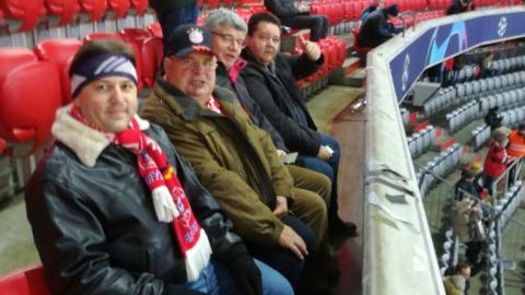 FC BAYERN  vs  Benfica Lissabon