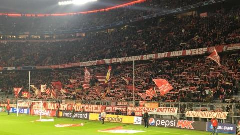 FC BAYERN  vs  Benfica Lissabon