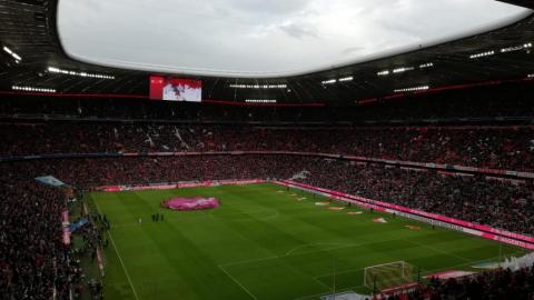 FC BAYERN  vs  Vfb Stuttgart