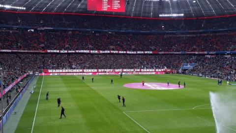 FC BAYERN  vs  Vfb Stuttgart